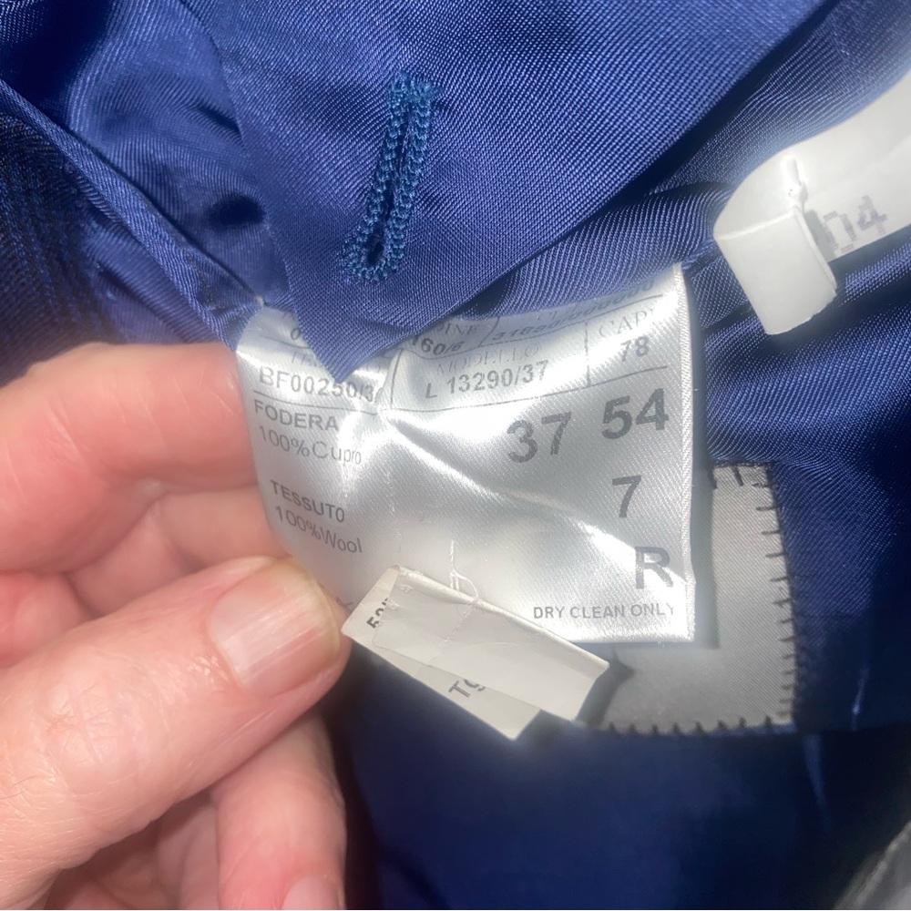 Canali Blue Blazer, 54R (US Equivalent 44R) - Picture 9 of 9